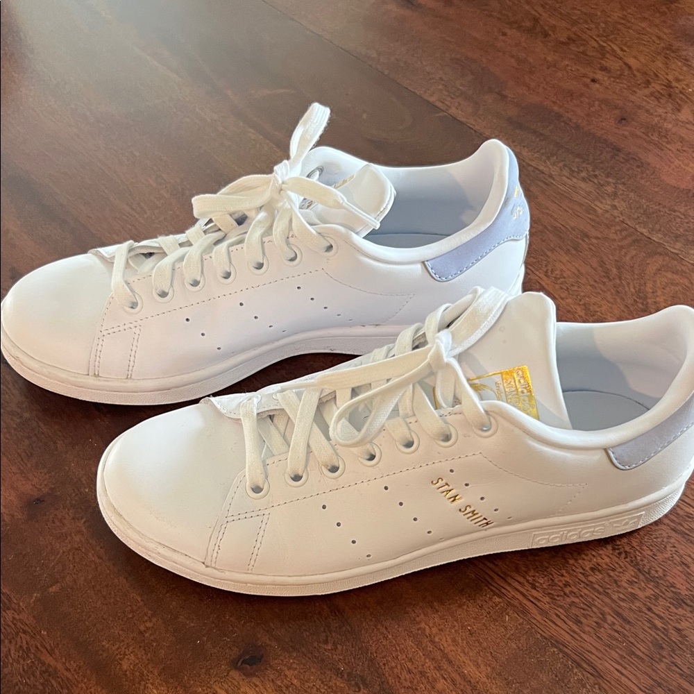Adidas Stan Smith white sneakers - Picture 2 of 5